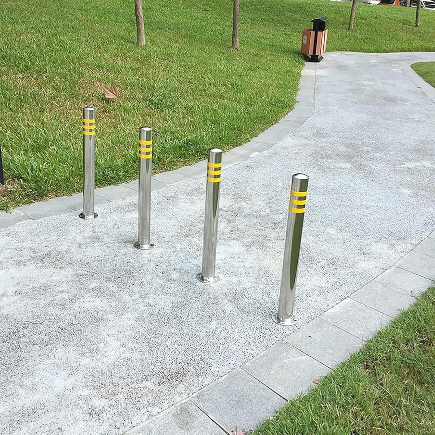 Stainless Steel Parking Bollards for Driveway, Industrial Safety Bollards Reflective Channelizer Post, Parking Barrier, Sturdy and Durable, Easy to Install, for Crowd Control(Silver (4pcs),8.9*75cm/3.